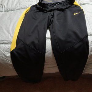 Livestrong Dri Fit sweatpants and hoodie top with Nike logo